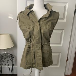 Military-Style Hooded Vest